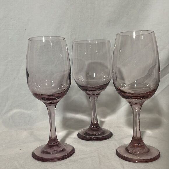Beautiful purple wine glasses - Picture 2 of 10